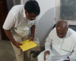 tobacco-farmers-submit-representation-to-former-prime-minister-shri-h-d-deve-gowda